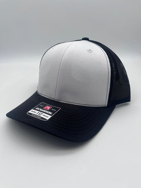 White / Black - Richardson 112