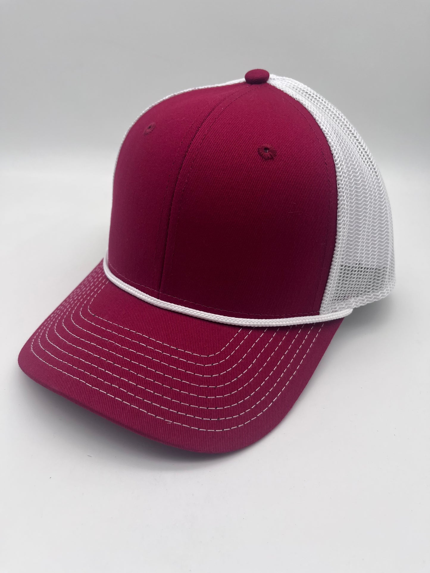 Cardinal / White Rope Hat - The Game